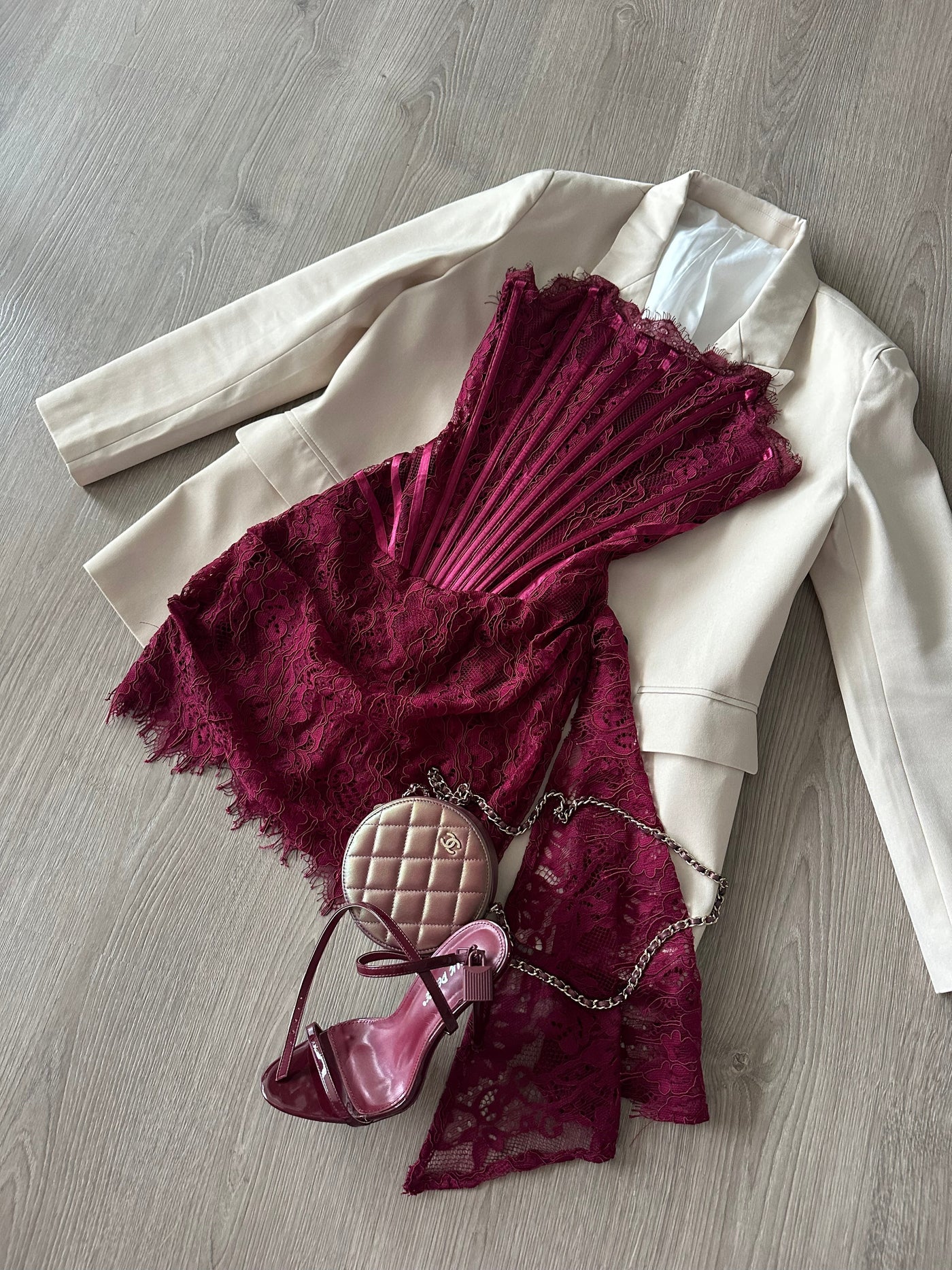 Rosaria | Robe corset en dentelle