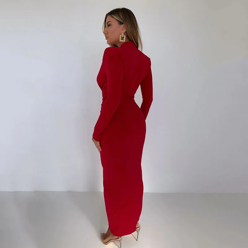 Robe longue à décolleté plongeant et taille empire